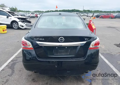 2015 Nissan Altima 2.5 Sv z USA, uszkodzony, nr VIN 1N4AL3AP1FC417617